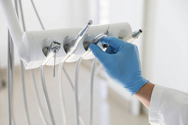 Professional Teeth Cleaning And Checkup technician working in Pleasant Hill, OH
